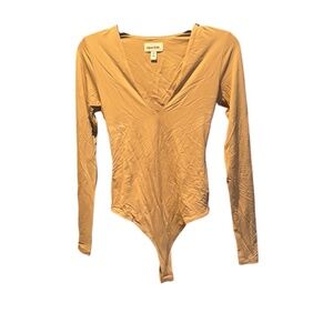 Nordstrom Open Edit Smooth Edit V-neck Bodysuit in Tan Cartouche XS NWT